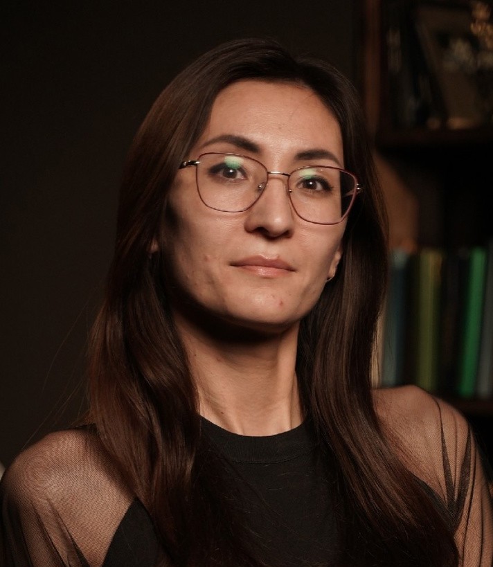 Длябога Екатерина Петровна.